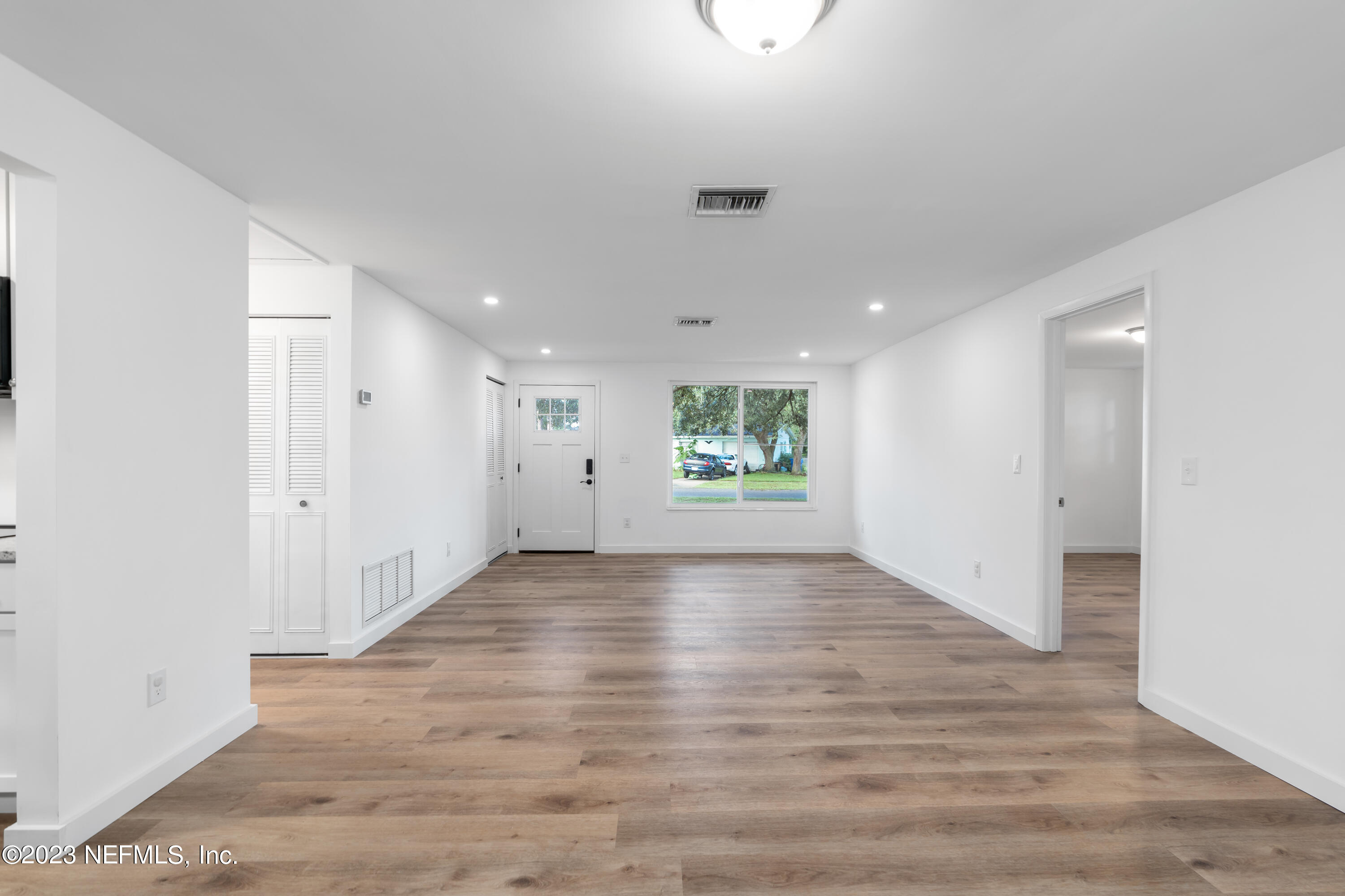 280 Almansa Road St. Augustine, FL 32086 - Photo 12 of 53 26