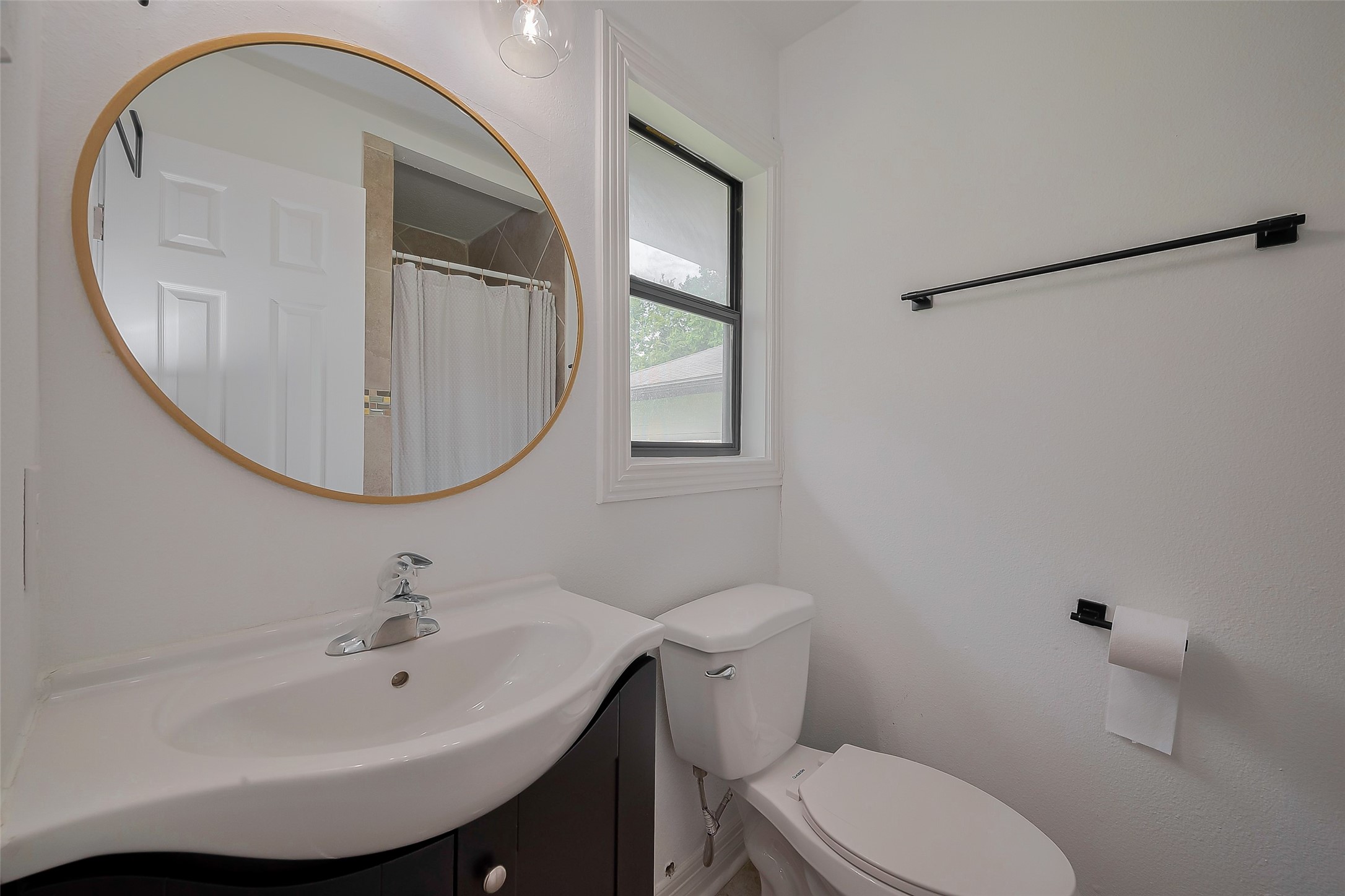 8057 Ridgeview Drive Houston, TX 77055 - Photo 29 of 40
