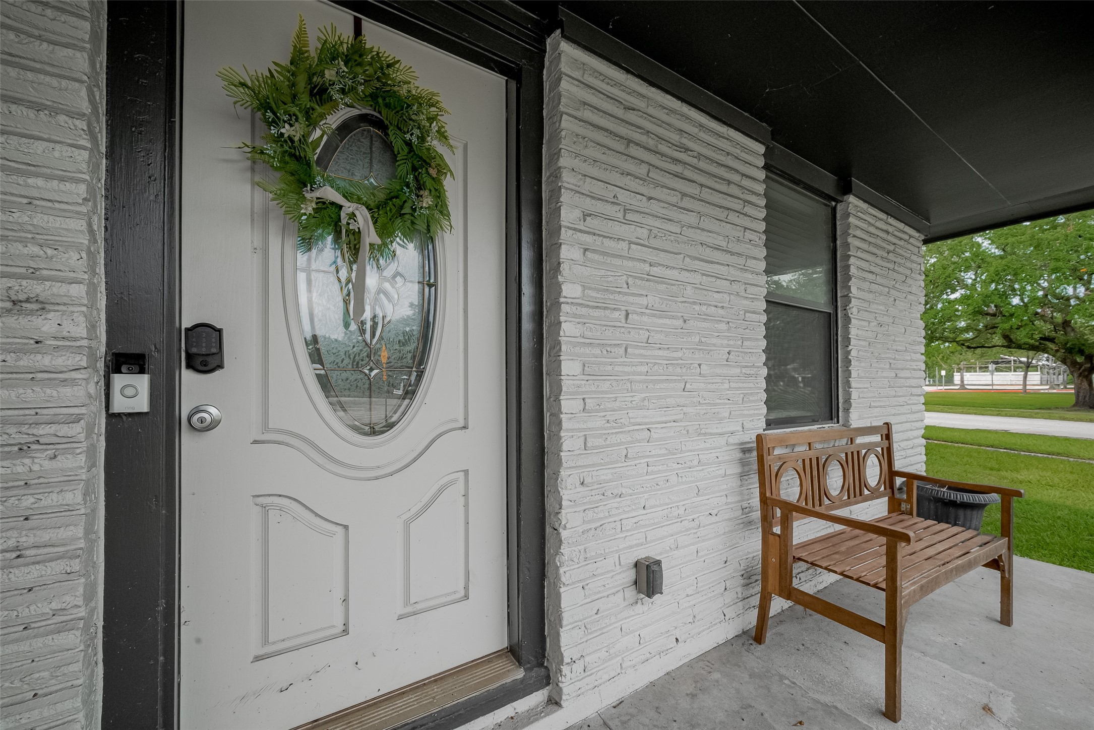 8057 Ridgeview Drive Houston, TX 77055 - Photo 5 of 40