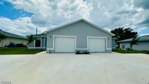 $1,600 | 606 Southeast 8th Street, Cape Coral, FL 33990