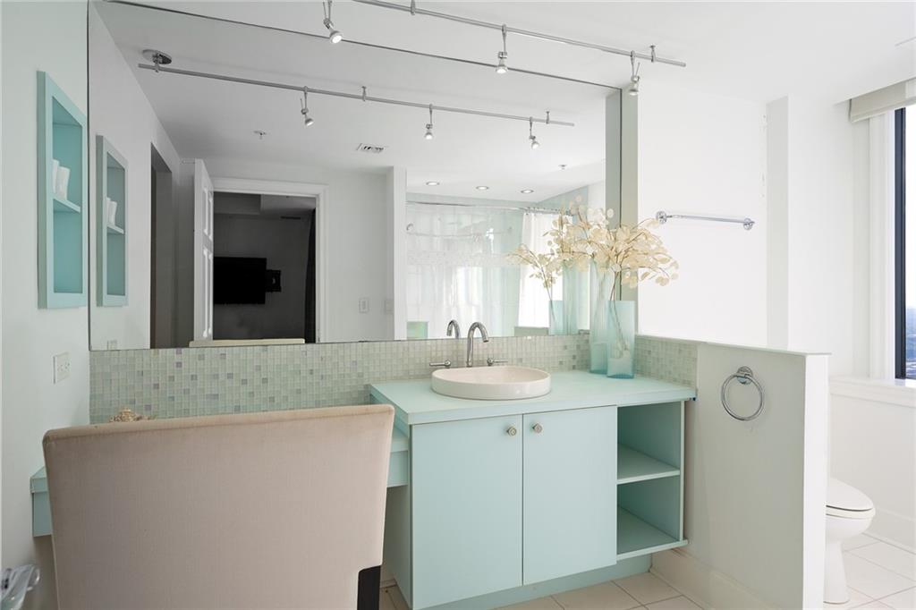 75 14th Street Northeast, Unit 4820 Atlanta, GA 30309 - Photo 19 of 44