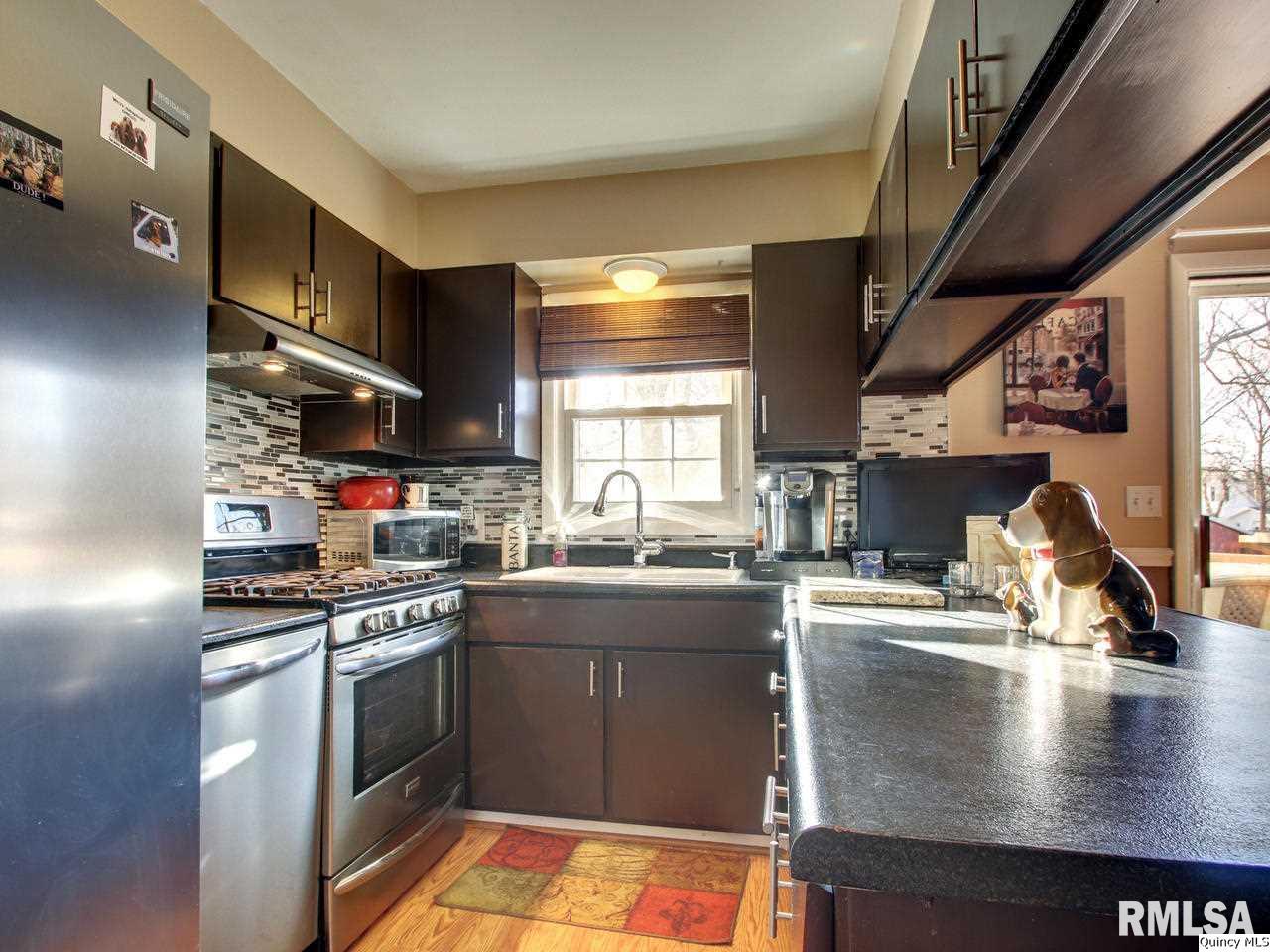 346 North Vermont Street Camp Point, IL 62320 - Photo 5 of 23 Gallery Image 5