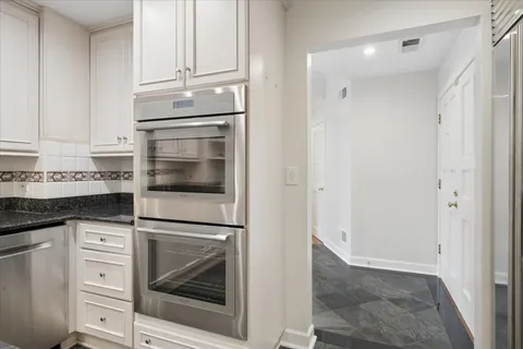 $799,900 | 2100 North Racine Avenue, Unit 3D, Chicago, IL 60614
