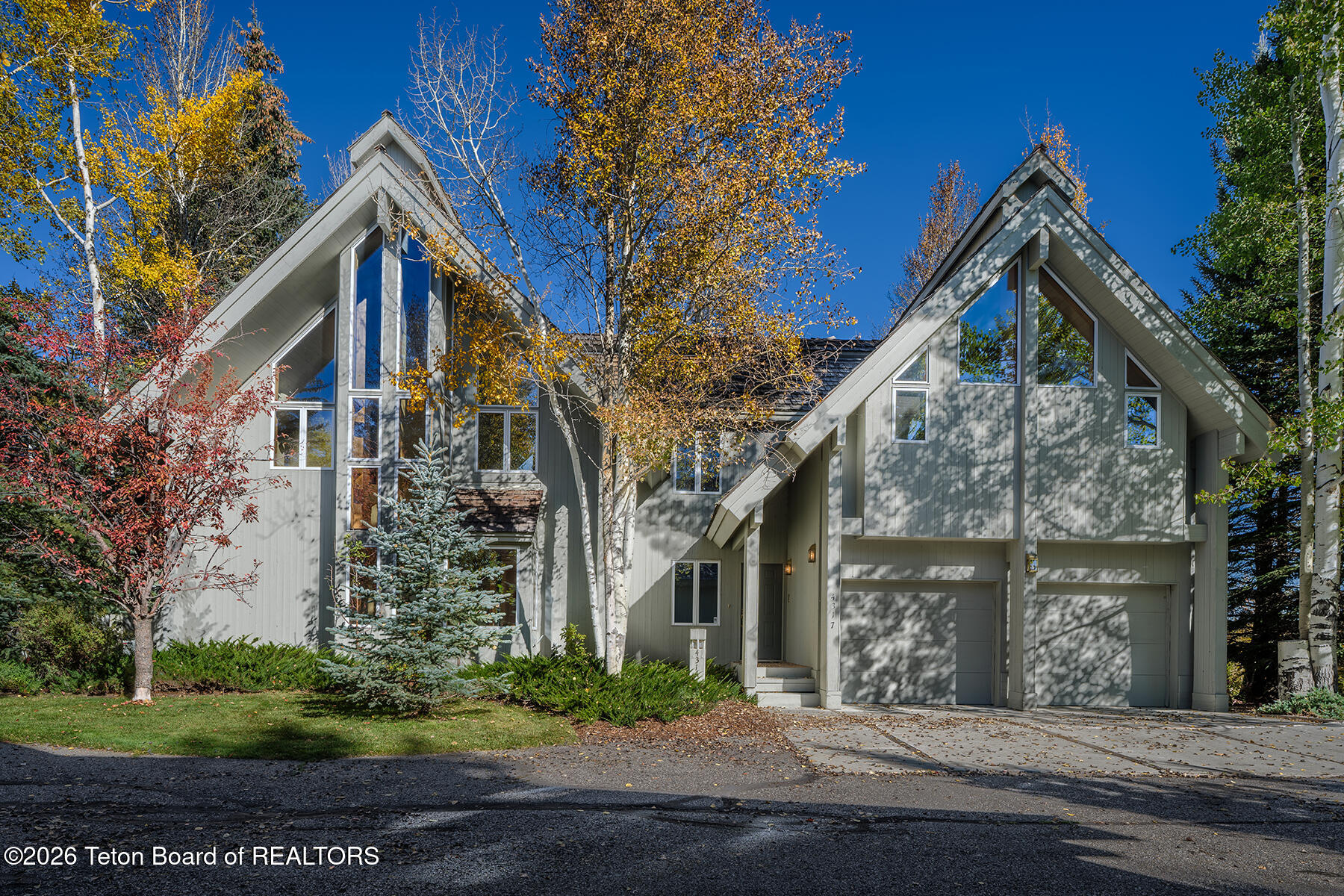 4317 Spring Violet Court Wilson, WY 83014 - Photo 2 of 23 8
