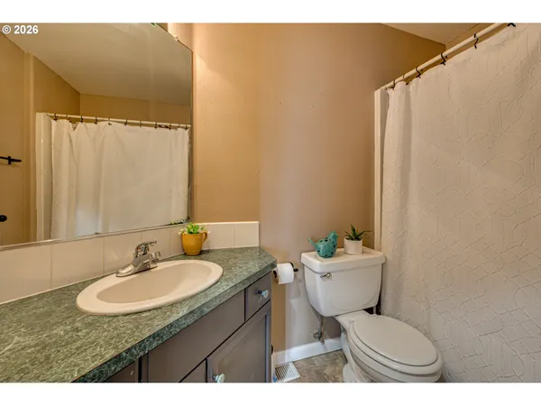 $374,900 | 75 River Rock Lane, Unit F, Woodland, WA 98674