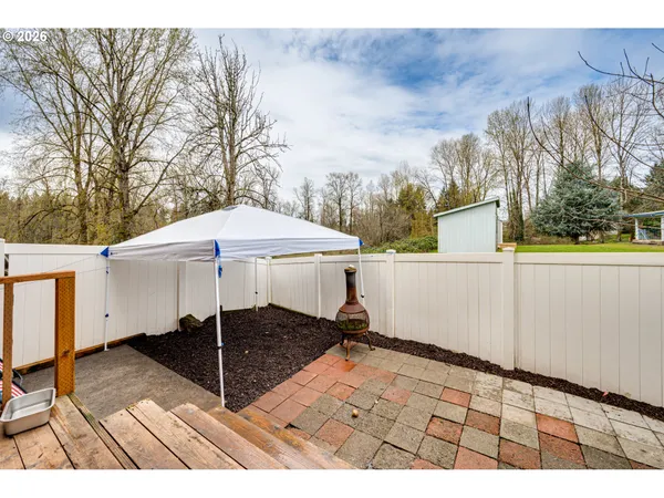 $374,900 | 75 River Rock Lane, Unit F, Woodland, WA 98674