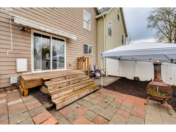 $374,900 | 75 River Rock Lane, Unit F, Woodland, WA 98674