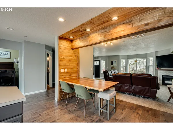 $374,900 | 75 River Rock Lane, Unit F, Woodland, WA 98674