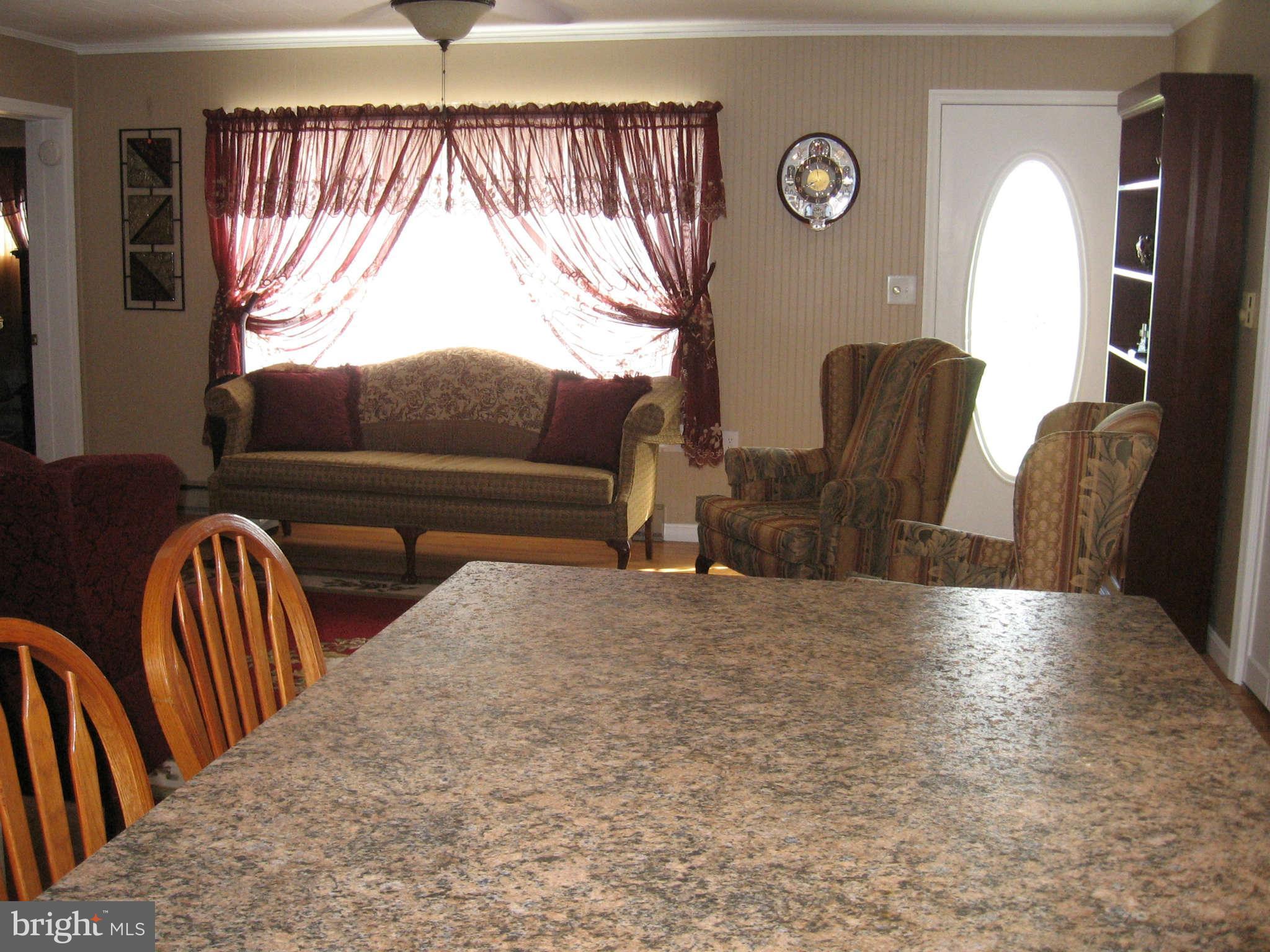 1860 Highland Ridge Road Berkeley Springs, WV 25411 - Photo 19 of 30 Kitchen