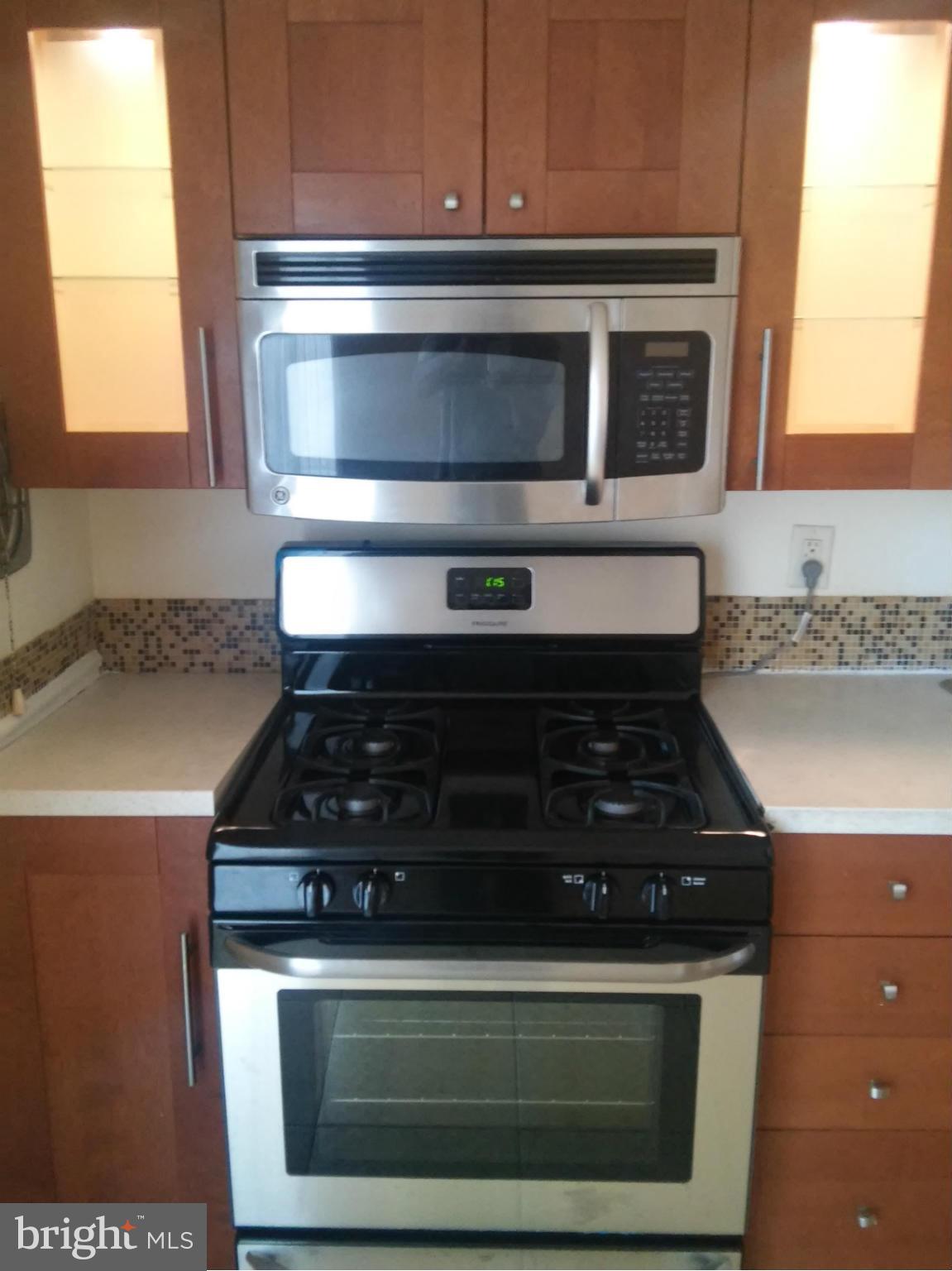 4700 Vancouver Road Baltimore, MD 21229 - Photo 17 of 28 Kitchen