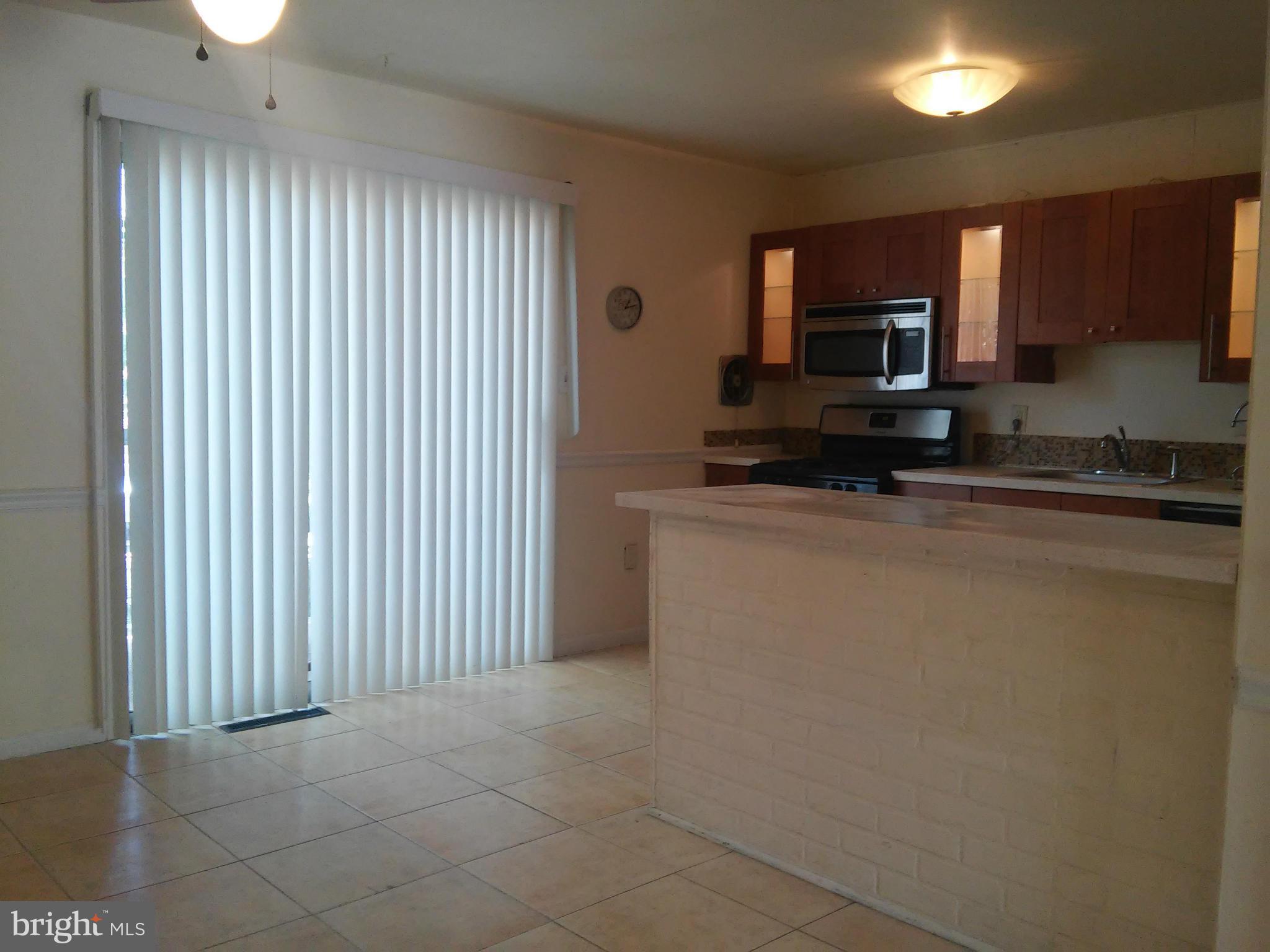 4700 Vancouver Road Baltimore, MD 21229 - Photo 18 of 28 Kitchen
