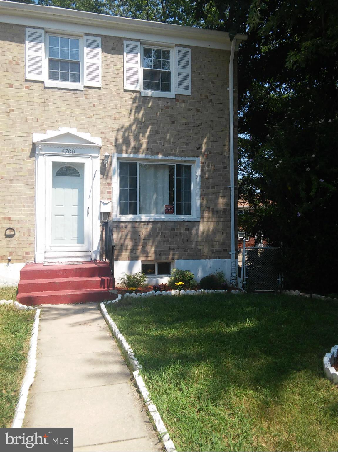 4700 Vancouver Road Baltimore, MD 21229 - Photo 10 of 28 Exterior (Front)