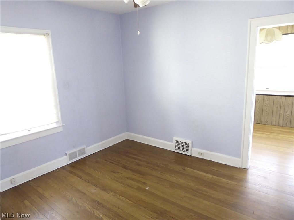 2179 Edgewood Road Cleveland, OH 44118 - Photo 23 of 41