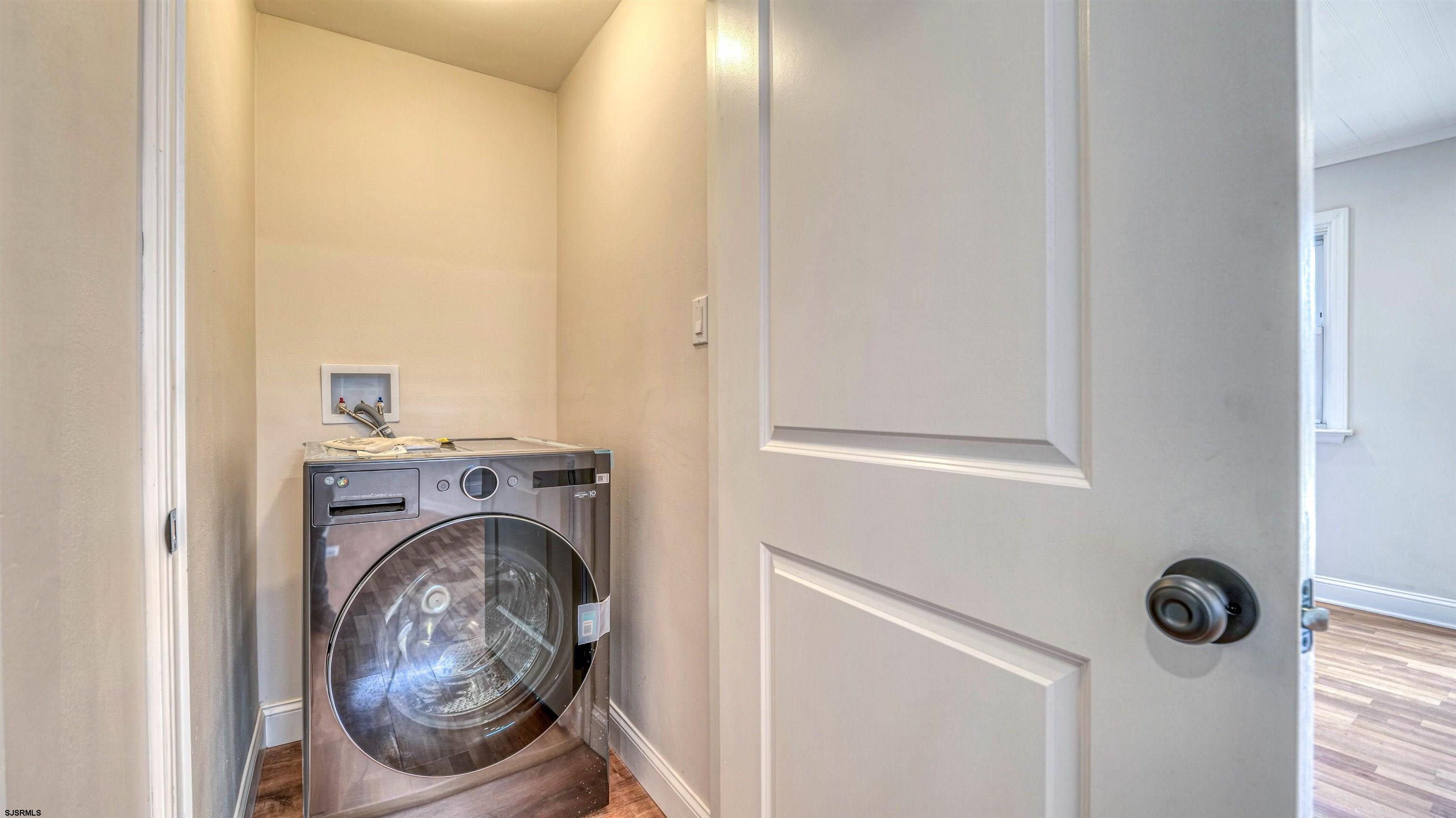 130 Davis Avenue Absecon, NJ 08201 - Photo 16 of 38 a utility room with dryer and washer