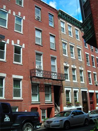 9 Sheafe Street Boston, MA 02113 - Photo 1 of 7 Gallery Image 1