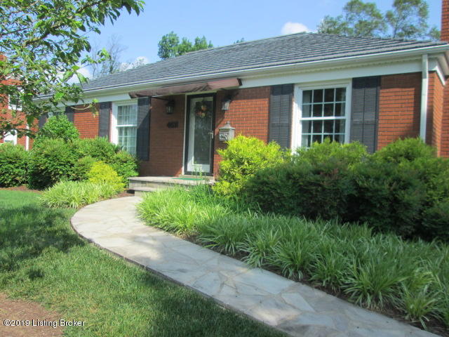 4611 Fox Run Road Louisville, KY 40207 - Photo 2 of 61 IMG_3717