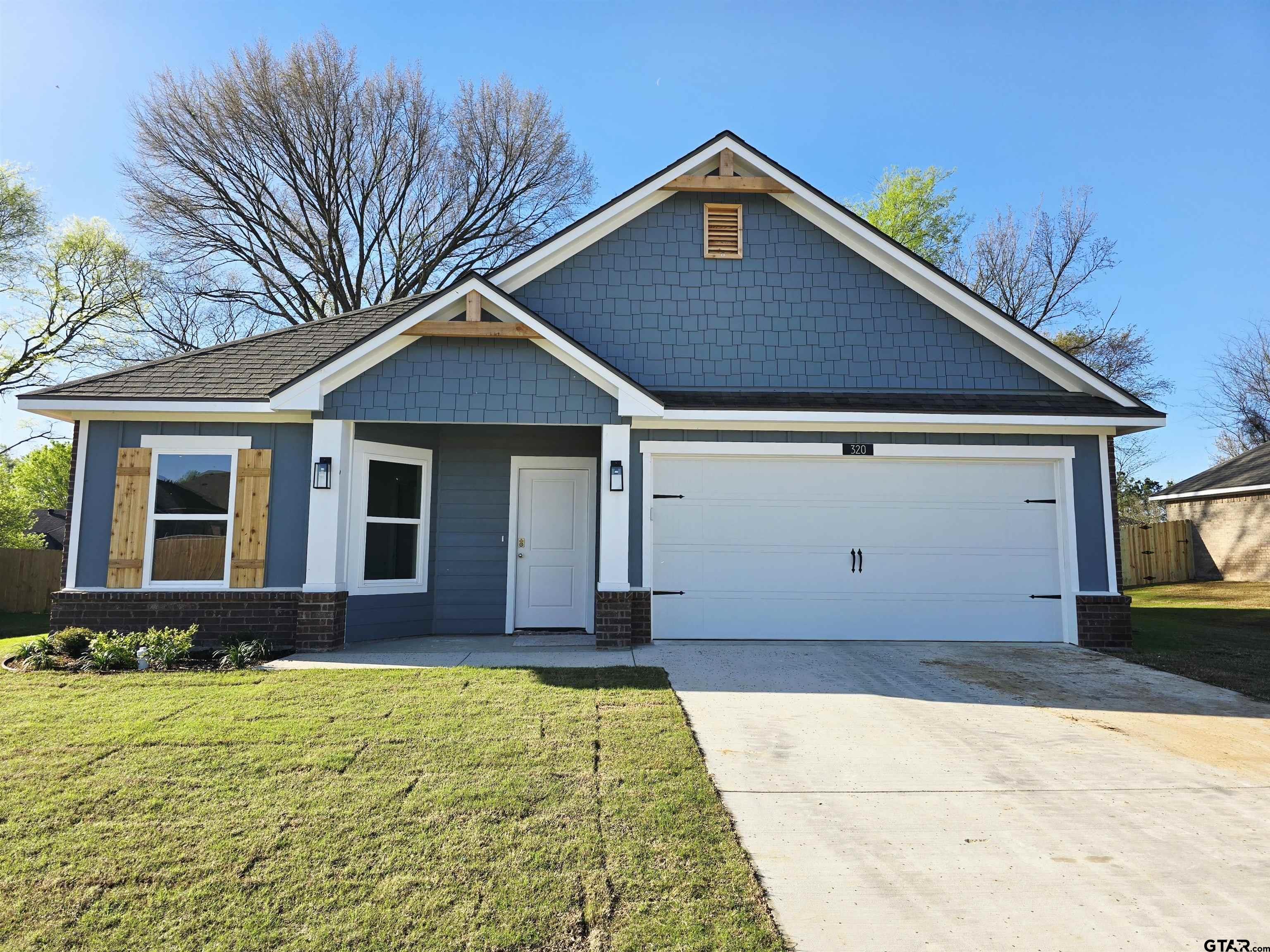 320 Erica Way Lindale, TX 75771 - Photo 1 of 17