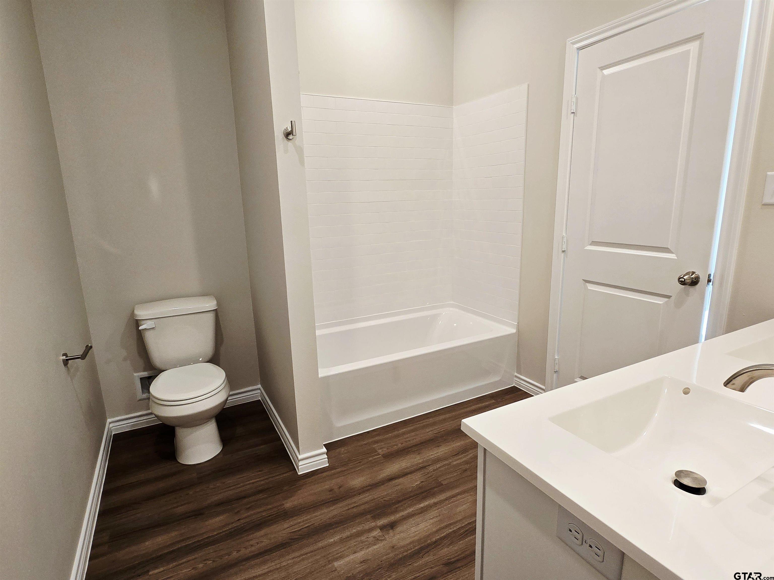 320 Erica Way Lindale, TX 75771 - Photo 14 of 17