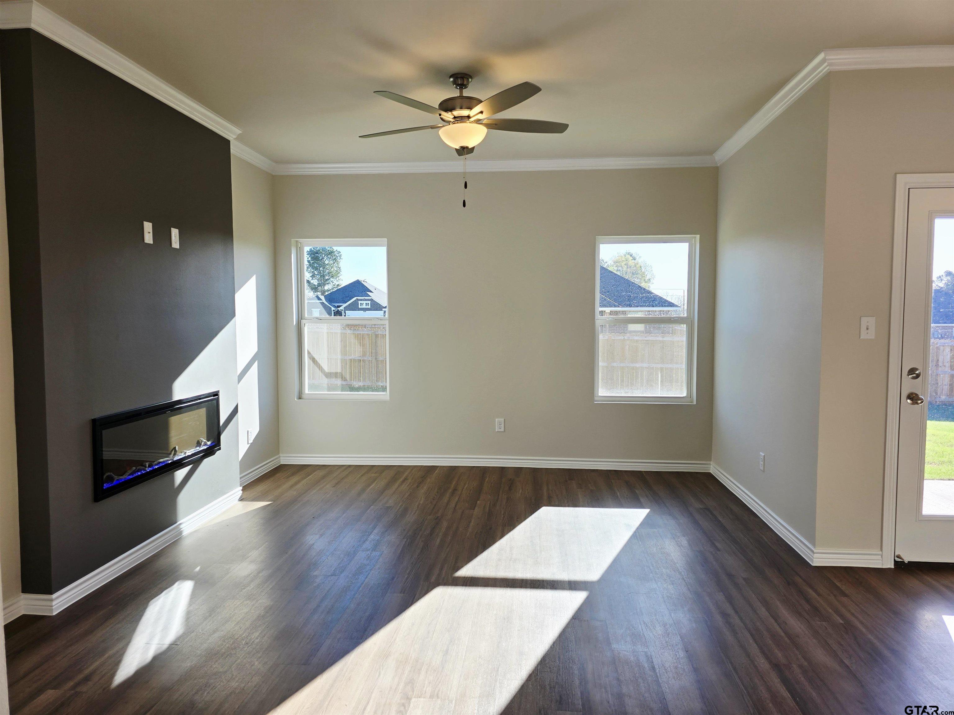 320 Erica Way Lindale, TX 75771 - Photo 5 of 17