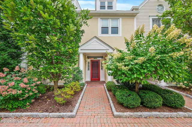 $1,675,000 | 51 Forest Avenue, Unit 96, Old Greenwich, CT 06870