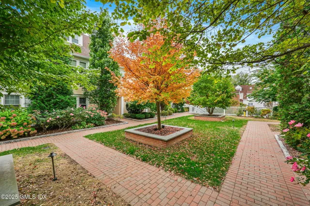 $1,675,000 | 51 Forest Avenue, Unit 96, Old Greenwich, CT 06870