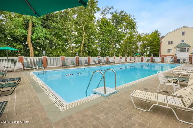 $1,675,000 | 51 Forest Avenue, Unit 96, Old Greenwich, CT 06870