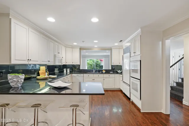 $1,675,000 | 51 Forest Avenue, Unit 96, Old Greenwich, CT 06870