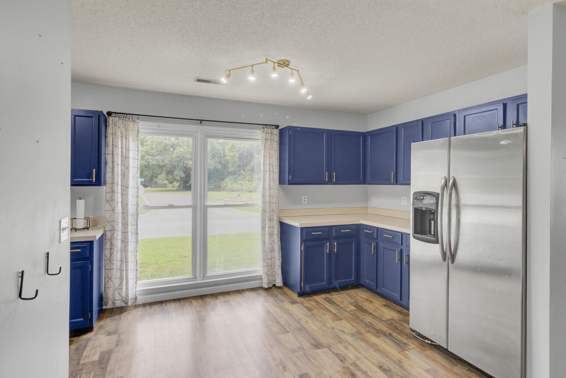 301 Hamlet Road Summerville, SC 29485 - Photo 11 of 34 11_11_mls