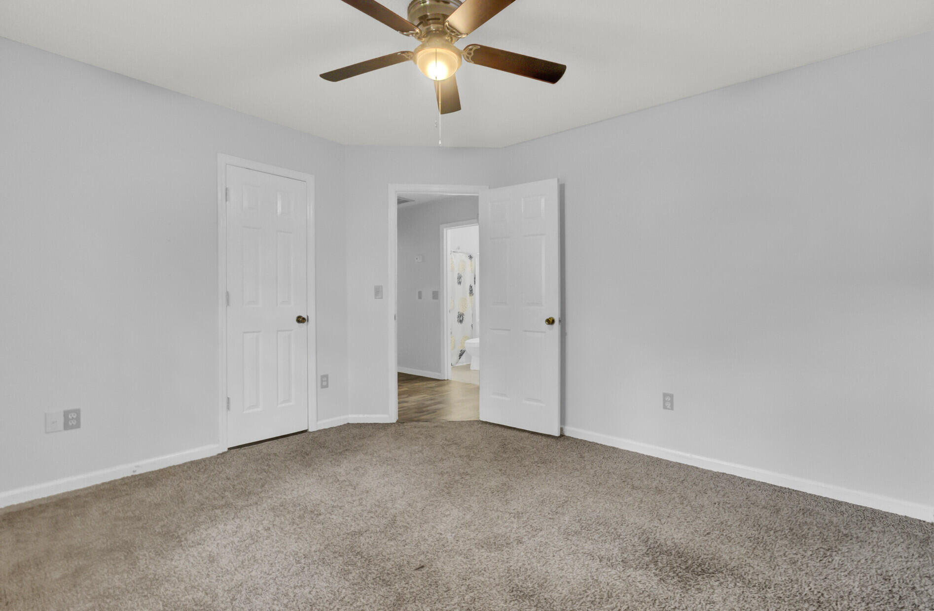 301 Hamlet Road Summerville, SC 29485 - Photo 18 of 34 18_18_mls