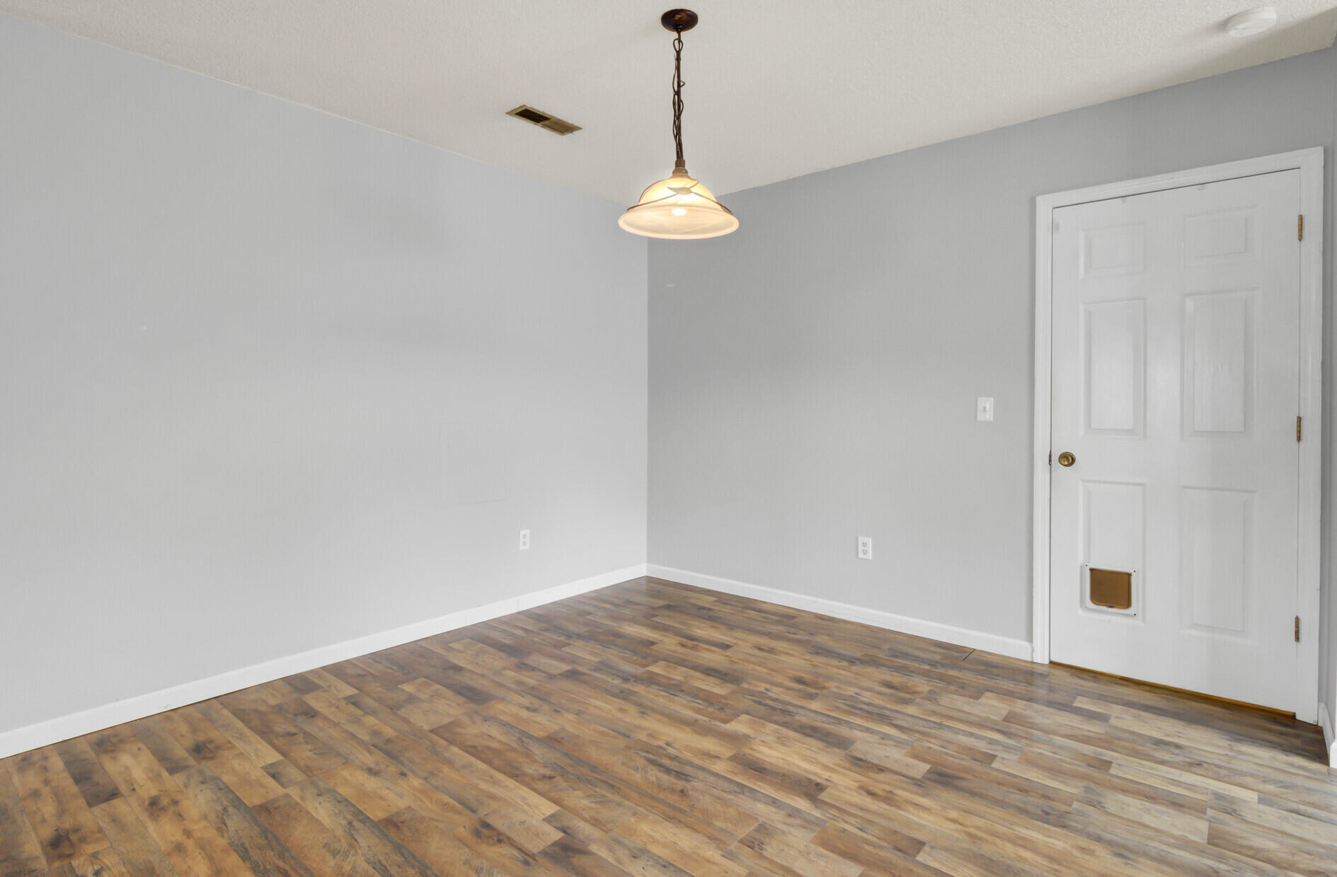 301 Hamlet Road Summerville, SC 29485 - Photo 9 of 34 09_9_mls