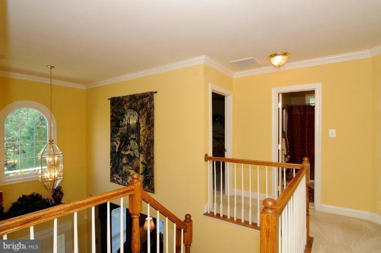 552 Coover Road Annapolis, MD 21401 - Photo 19 of 28 Hallway