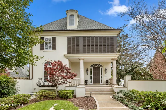 $1,495,000 | 133 Overlook Pointe Drive, Ridgeland, MS 39157