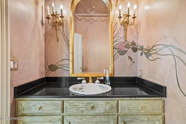 $1,495,000 | 133 Overlook Pointe Drive, Ridgeland, MS 39157