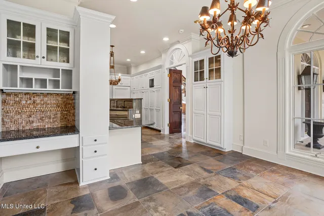 $1,495,000 | 133 Overlook Pointe Drive, Ridgeland, MS 39157