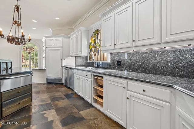 $1,495,000 | 133 Overlook Pointe Drive, Ridgeland, MS 39157