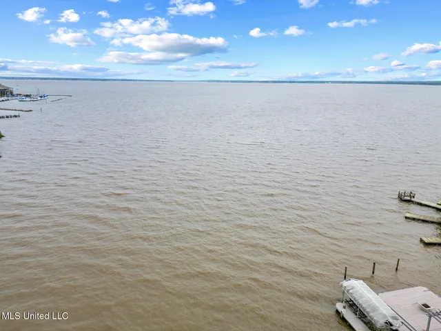 $1,495,000 | 133 Overlook Pointe Drive, Ridgeland, MS 39157