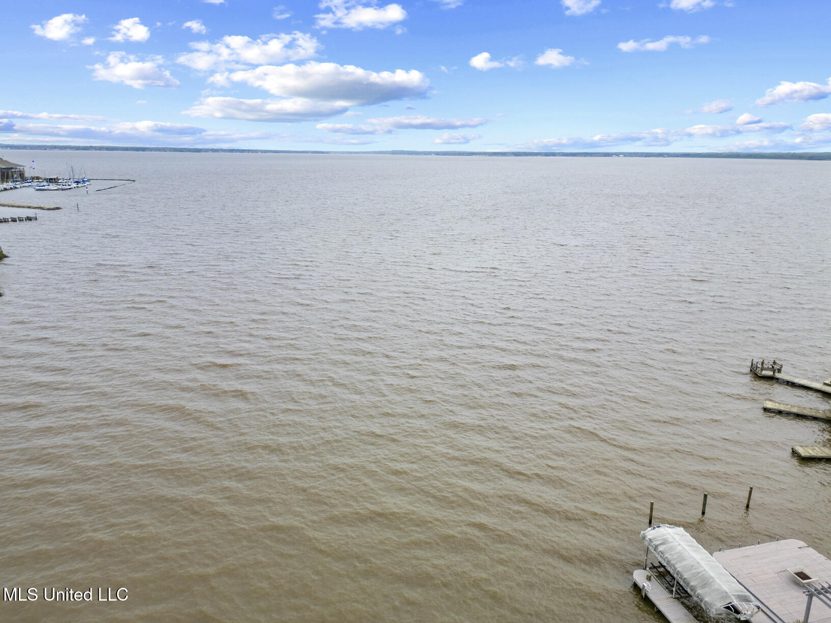 133 Overlook Pointe Drive Ridgeland, MS 39157 - Photo 4 of 70 133 Overlook Drone-4