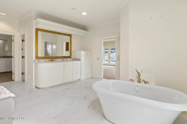 $1,495,000 | 133 Overlook Pointe Drive, Ridgeland, MS 39157