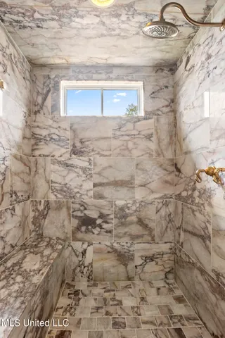 $1,495,000 | 133 Overlook Pointe Drive, Ridgeland, MS 39157