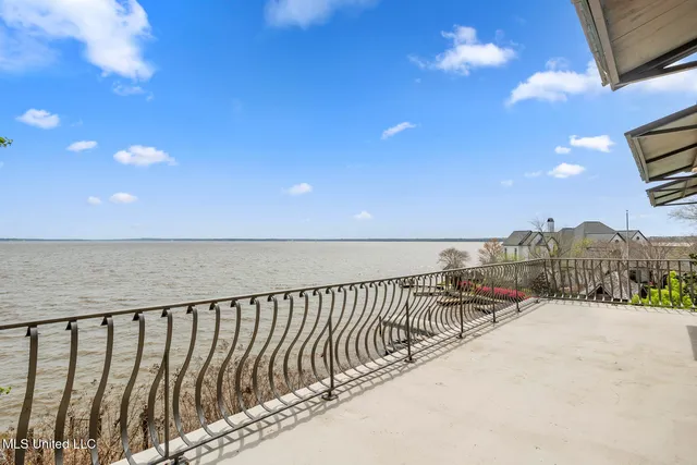 $1,495,000 | 133 Overlook Pointe Drive, Ridgeland, MS 39157