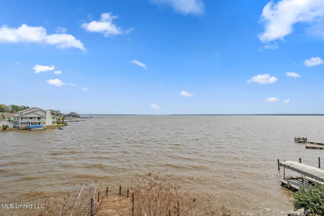 $1,495,000 | 133 Overlook Pointe Drive, Ridgeland, MS 39157