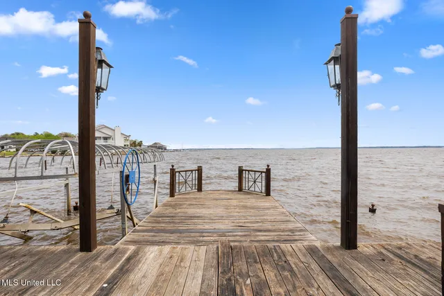 $1,495,000 | 133 Overlook Pointe Drive, Ridgeland, MS 39157