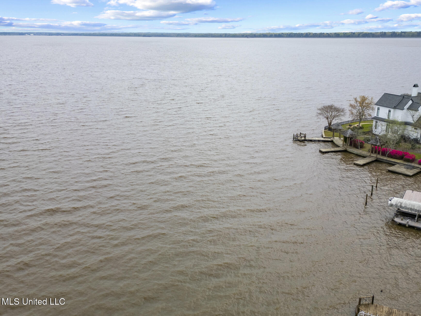 133 Overlook Pointe Drive Ridgeland, MS 39157 - Photo 9 of 70 133 Overlook Drone-9