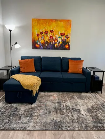 $210,000 | 5366 Southwest Avenue, St. Louis, MO 63139