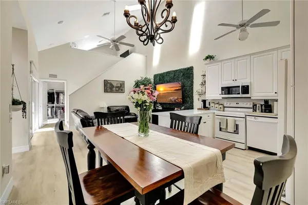 $2,500 | 4350 Covey Circle, Unit 7A, Naples, FL 34109