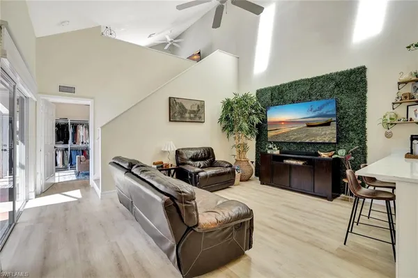 $2,500 | 4350 Covey Circle, Unit 7A, Naples, FL 34109