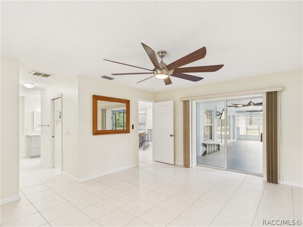 10274 North Rousseau Drive Dunnellon, FL 34433 - Photo 36 of 72