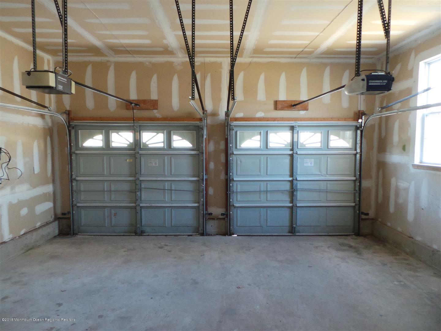 4 Hannah Lee Road Barnegat, NJ 08005 - Photo 10 of 25 20180501_111243
