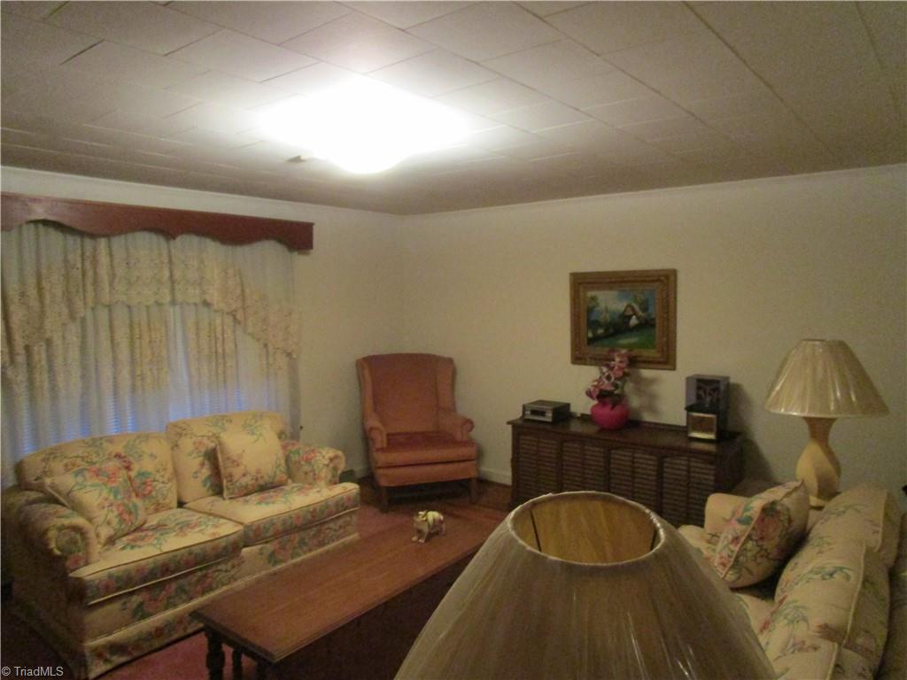 1841 Smothers Road Madison, NC 27025 - Photo 4 of 19