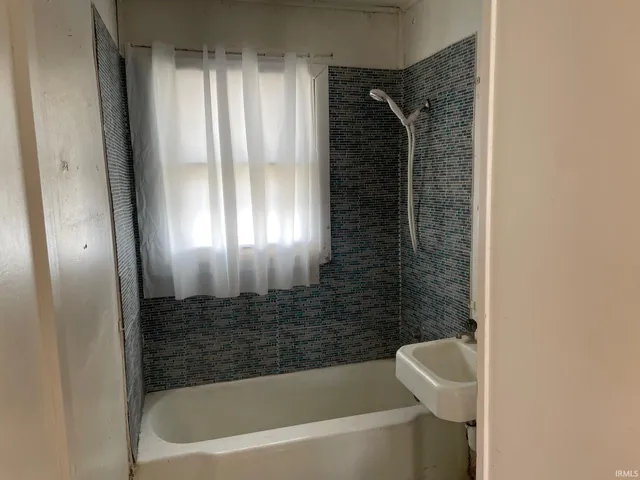 $120,000 | 717 Gibson Street, Plymouth, IN 46563